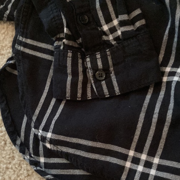 2 H&M Divided Plaid Light Weight Flannel Button Down Shirts Bundle Sz:2 - Picture 4 of 8